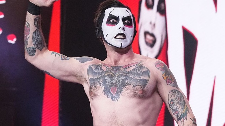 Danhausen bares his teeth during his entrance.