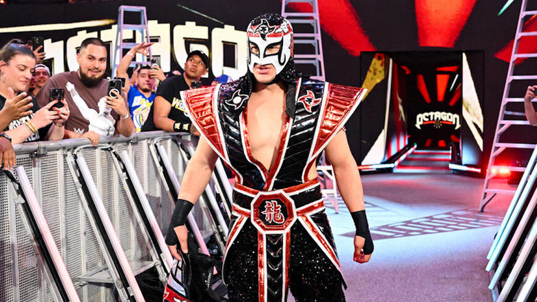 Octagon Jr. at WWE MITB