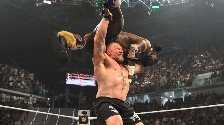 Brock Lesnar sets up Oba Femi in the F5 position at WWE Clash in Italy PLE