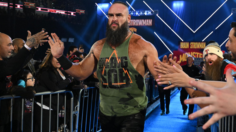 Braun Strowman makes his entrance
