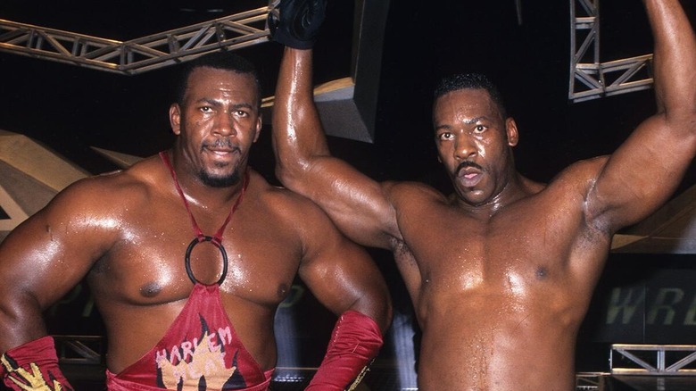 Stevie Ray and Booker T as Harlem Heat during a WCW show.