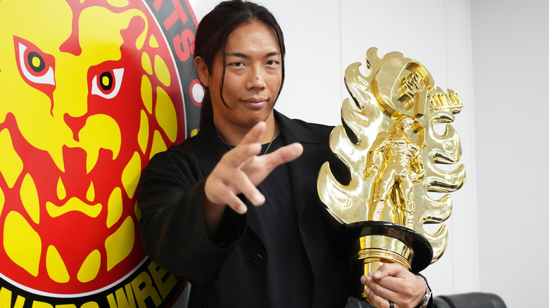 Konosuke Takeshita with the G1 Climax Trophy