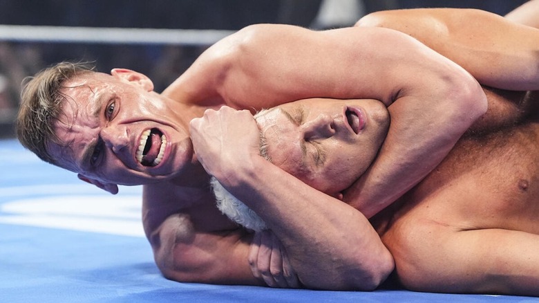 GUNTHER chokes out Cody Rhodes on 
