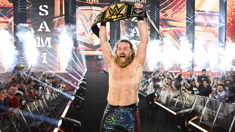 Sami Zayn celebrating his win