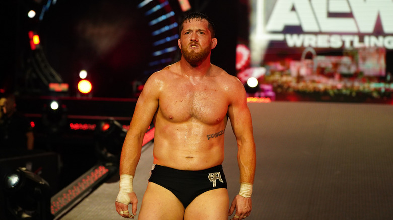 Kyle O'Reilly makes an entrance on AEW Dynamite