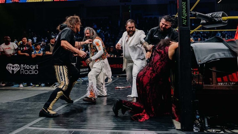 The System, The Righteous, and The Broken Hardys brawl