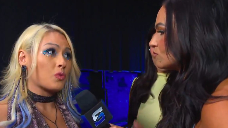 Giulia confront Kiana James